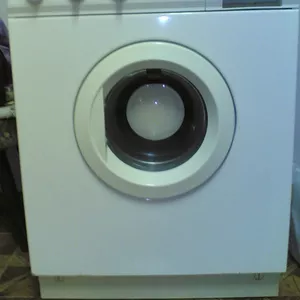 Продаю стиральную машину bauknecht wt- 9640 на запчасти Цена 600 лей